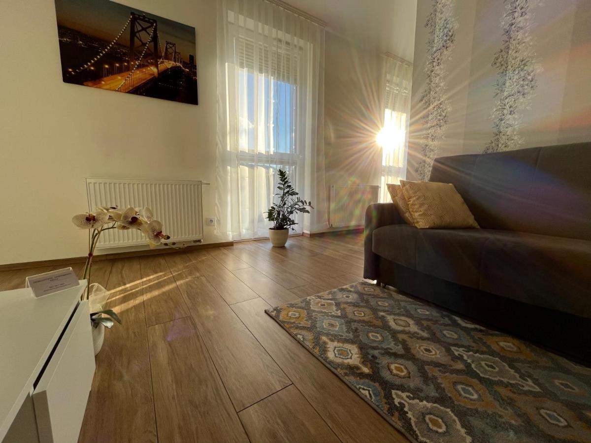 Apartamenty Kielce-Apartament Przy Lesie, Parking, F Vat Ngoại thất bức ảnh